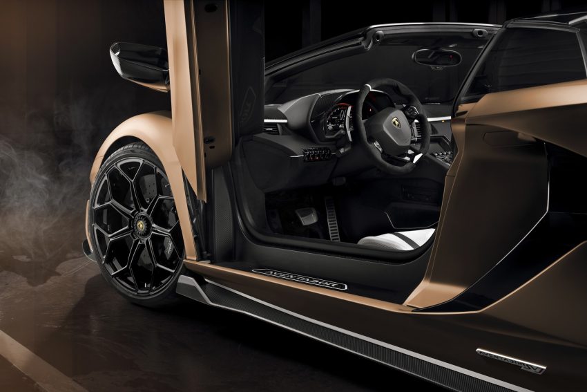 2020 Lamborghini Aventador SVJ Roadster - Interior Wallpaper 850x567 #81
