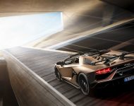 2020 Lamborghini Aventador SVJ Roadster - Rear Three-Quarter Wallpaper 190x150
