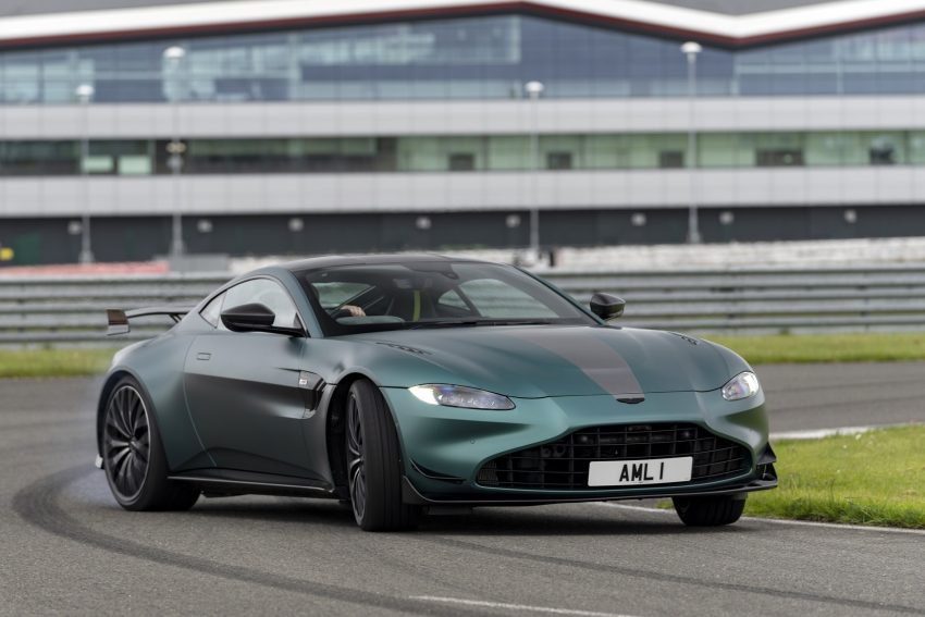 2021 Aston Martin Vantage F1 Edition - Front Three-Quarter Wallpaper 850x567 #78