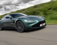 2021 Aston Martin Vantage F1 Edition - Front Three-Quarter Wallpaper 190x150