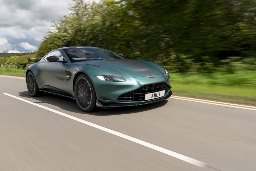 2021 Aston Martin Vantage F1 Edition - Front Three-Quarter Wallpaper 850x567 #24