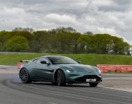 2021 Aston Martin Vantage F1 Edition - Front Three-Quarter Wallpaper 190x150