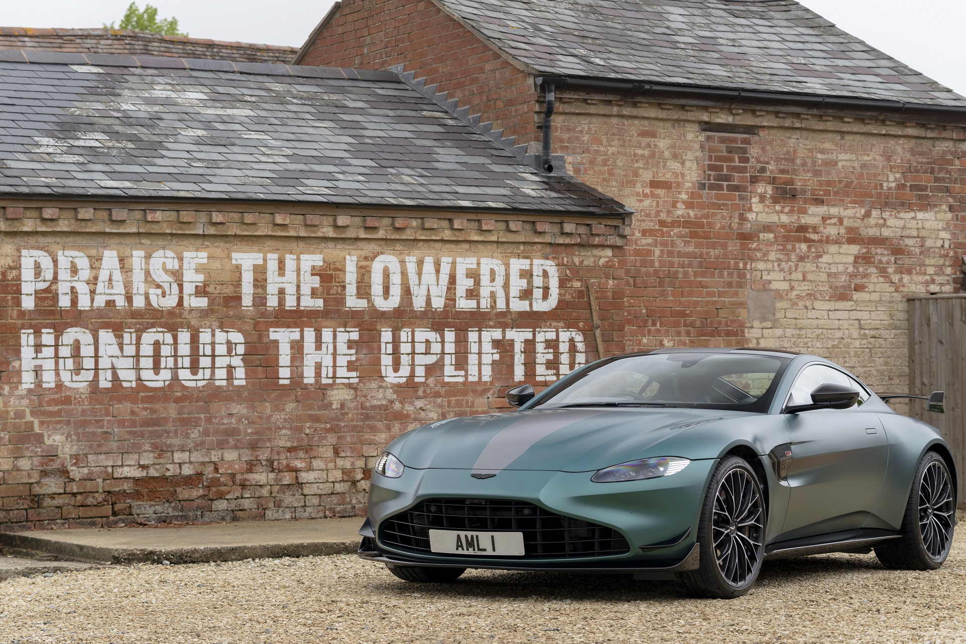 Download 2021 Aston Martin Vantage F1 Edition - Front Three-Quarter HD Wallpaper 1920x1280 #56