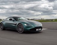 2021 Aston Martin Vantage F1 Edition - Front Three-Quarter Wallpaper 190x150