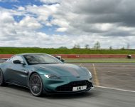 2021 Aston Martin Vantage F1 Edition - Front Three-Quarter Wallpaper 190x150