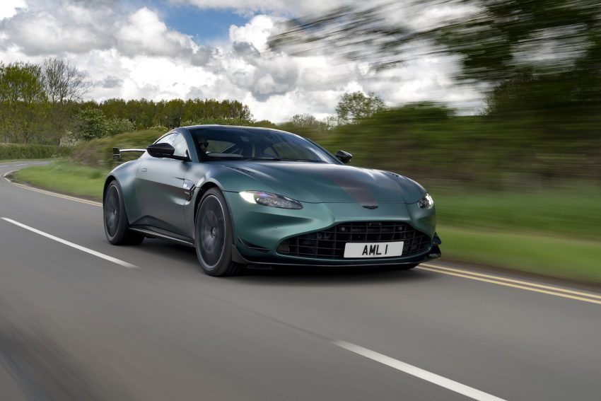 2021 Aston Martin Vantage F1 Edition - Front Three-Quarter Wallpaper 850x567 #8