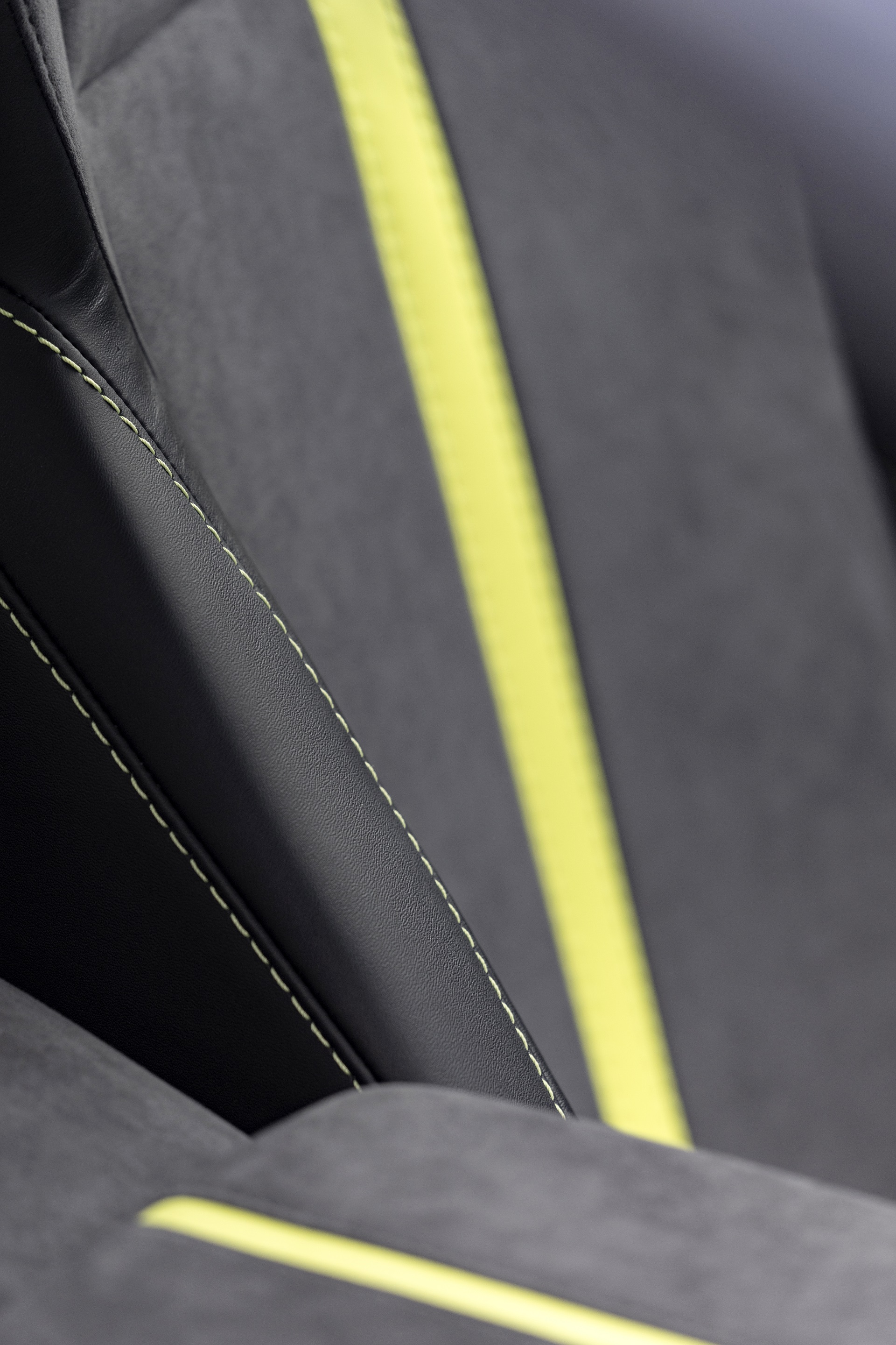 Download 2021 Aston Martin Vantage F1 Edition - Interior, Seats HD Phone Wallpaper 1920x2880 #128