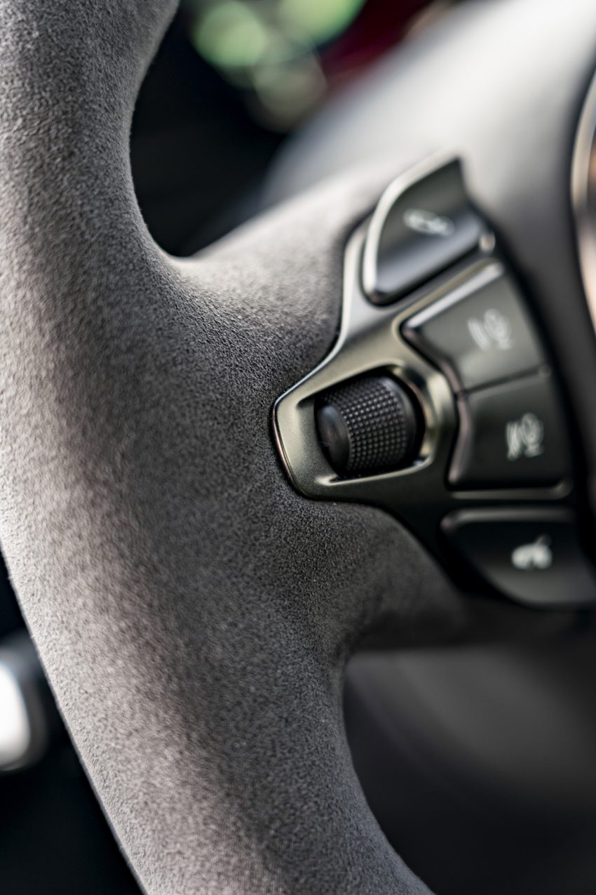 2021 Aston Martin Vantage F1 Edition - Interior, Steering Wheel Phone Wallpaper 850x1275 #130