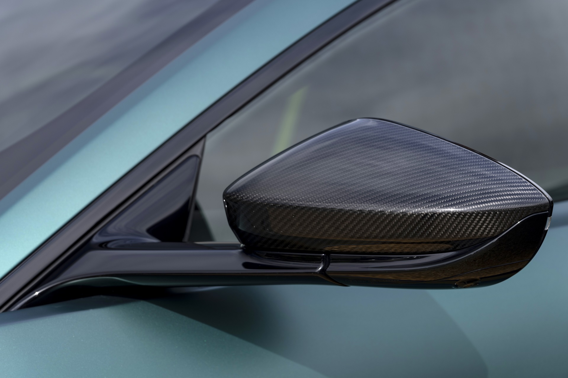 Download 2021 Aston Martin Vantage F1 Edition - Mirror HD Wallpaper 1920x1280 #107