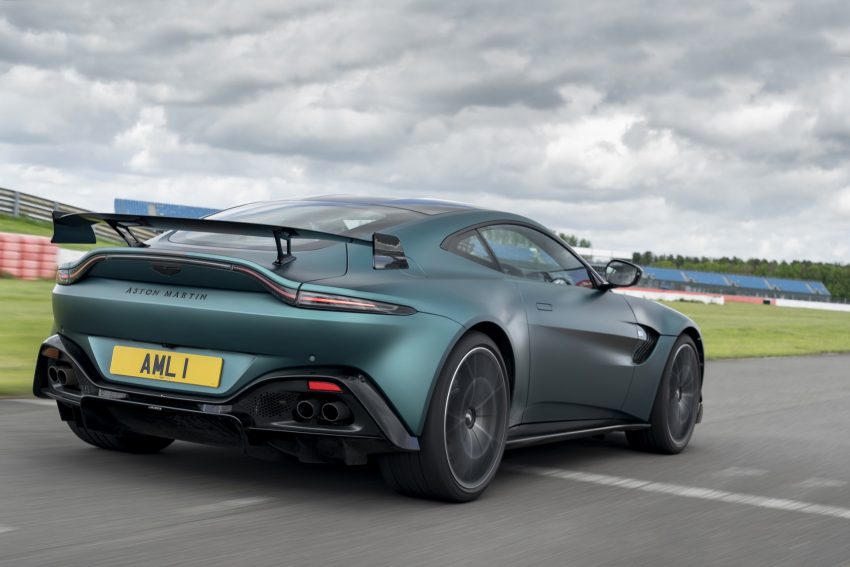 2021 Aston Martin Vantage F1 Edition - Rear Three-Quarter Wallpaper 850x567 #18