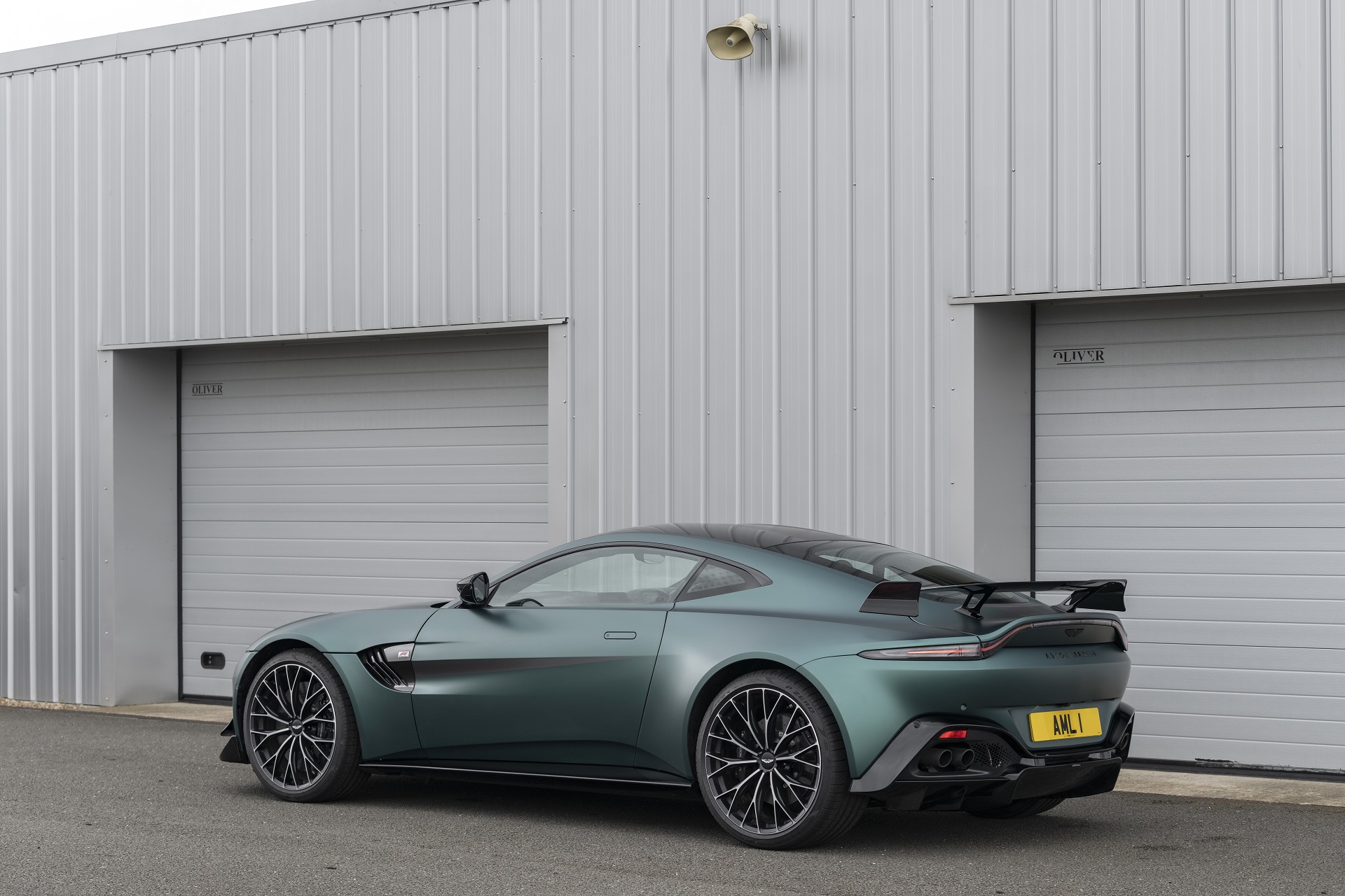 Download 2021 Aston Martin Vantage F1 Edition - Rear Three-Quarter HD Wallpaper 1920x1280 #103
