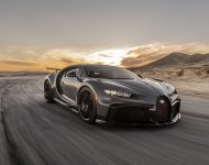 2021 Bugatti Chiron Pur Sport - Front Three-Quarter Wallpaper 190x150
