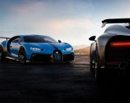 2021 Bugatti Chiron Pur Sport - Front Three-Quarter Wallpaper 190x150