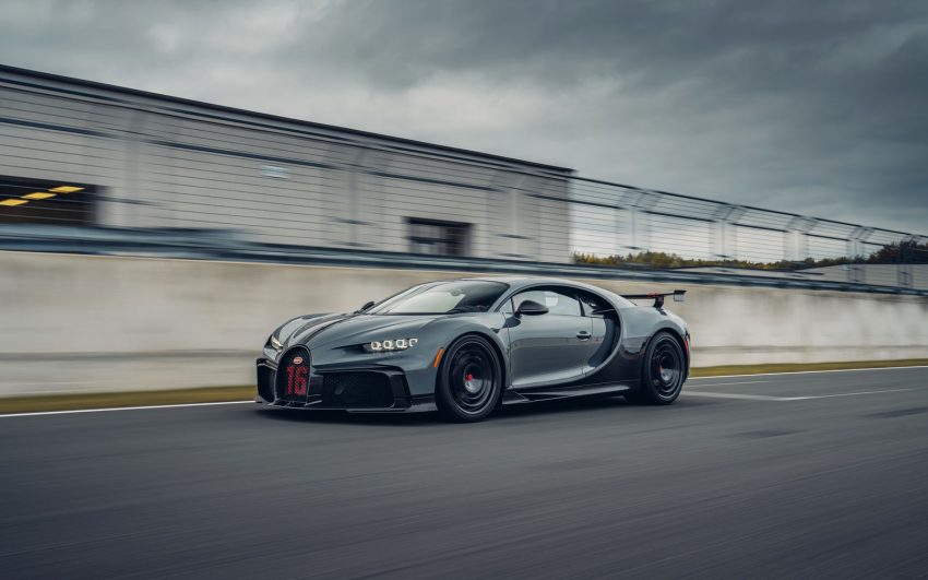 2021 Bugatti Chiron Pur Sport - Front Three-Quarter Wallpaper 850x531 #22