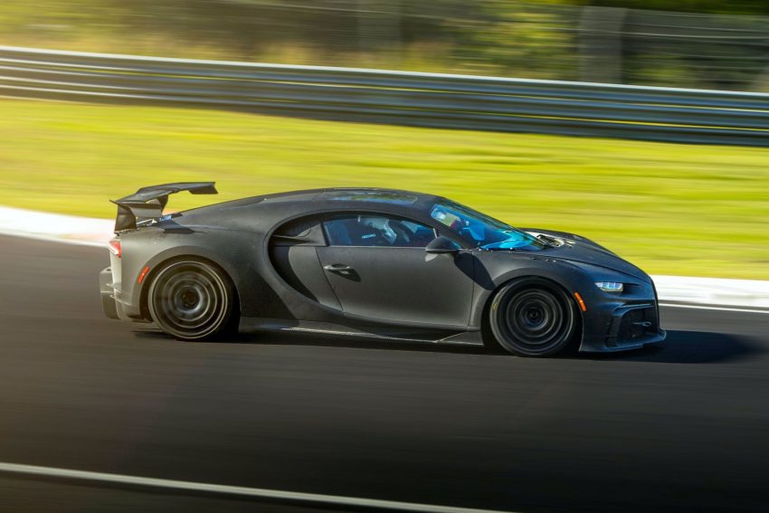 2021 Bugatti Chiron Pur Sport - Front Three-Quarter Wallpaper 850x567 #94