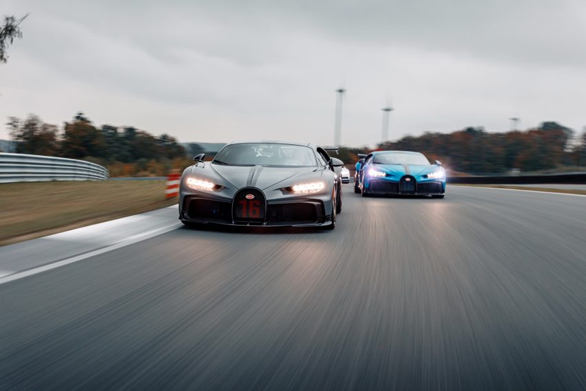 2021 Bugatti Chiron Pur Sport - Front Wallpaper 850x567 #13