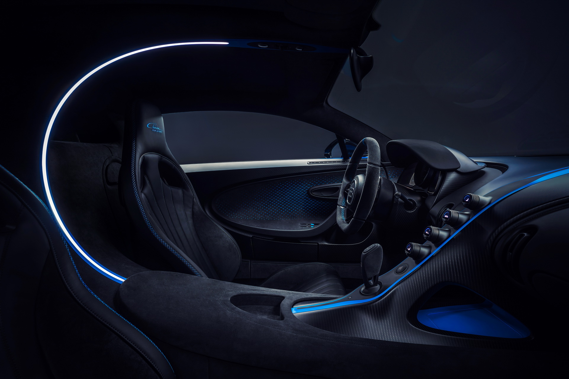 Download 2021 Bugatti Chiron Pur Sport - Interior HD Wallpaper 1922x1282 #152