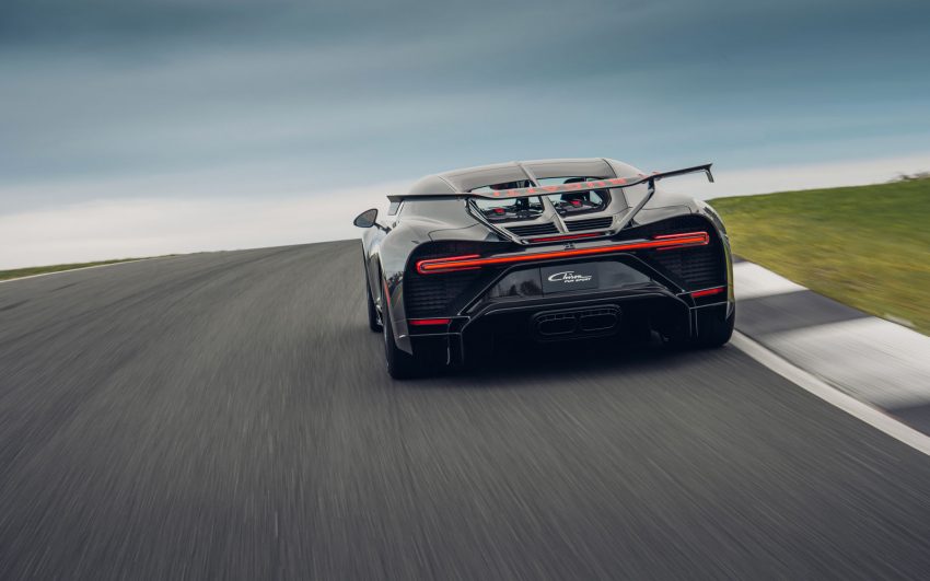 2021 Bugatti Chiron Pur Sport - Rear Wallpaper 850x531 #28