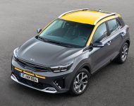 2021 Kia Stonic GT Line - Front Three-Quarter Wallpaper 190x150