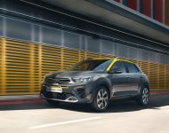 2021 Kia Stonic GT Line - Front Three-Quarter Wallpaper 190x150