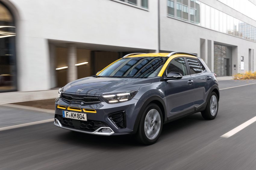 2021 Kia Stonic GT Line - Front Three-Quarter Wallpaper 850x567 #2