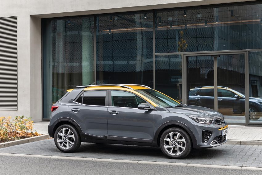 2021 Kia Stonic GT Line - Side Wallpaper 850x567 #6