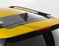2021 Kia Stonic GT Line - Spoiler Wallpaper 190x150