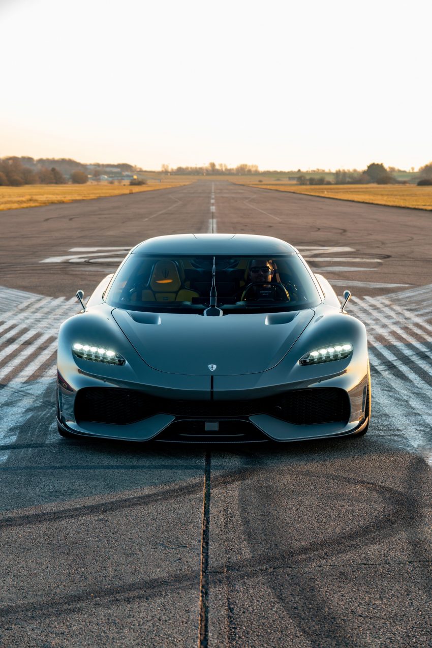 2021 Koenigsegg Gemera - Front Phone Wallpaper 850x1274 #4