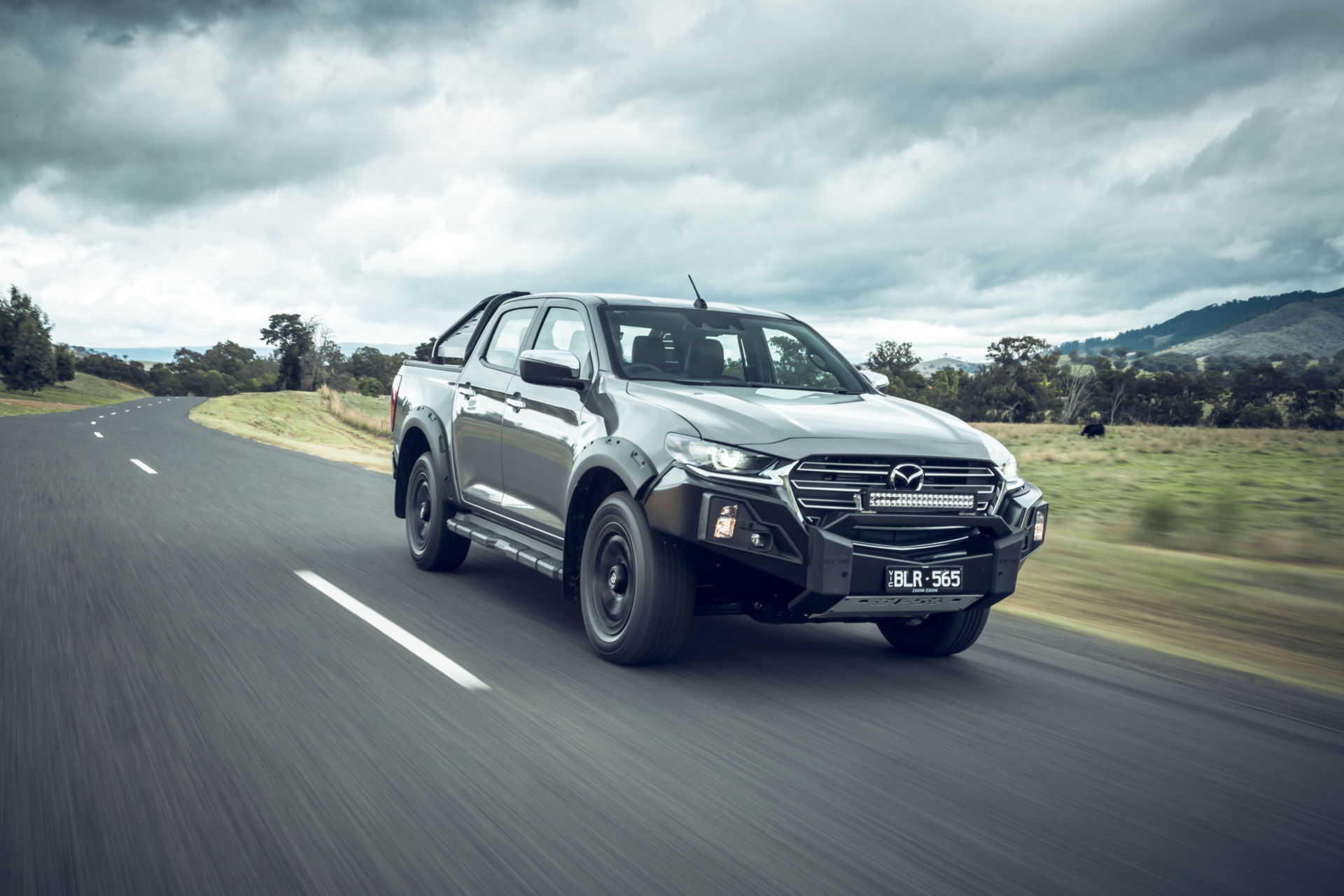 Download 2021 Mazda BT-50 Thunder - Front Three-Quarter HD Wallpaper 1920x1280 #4