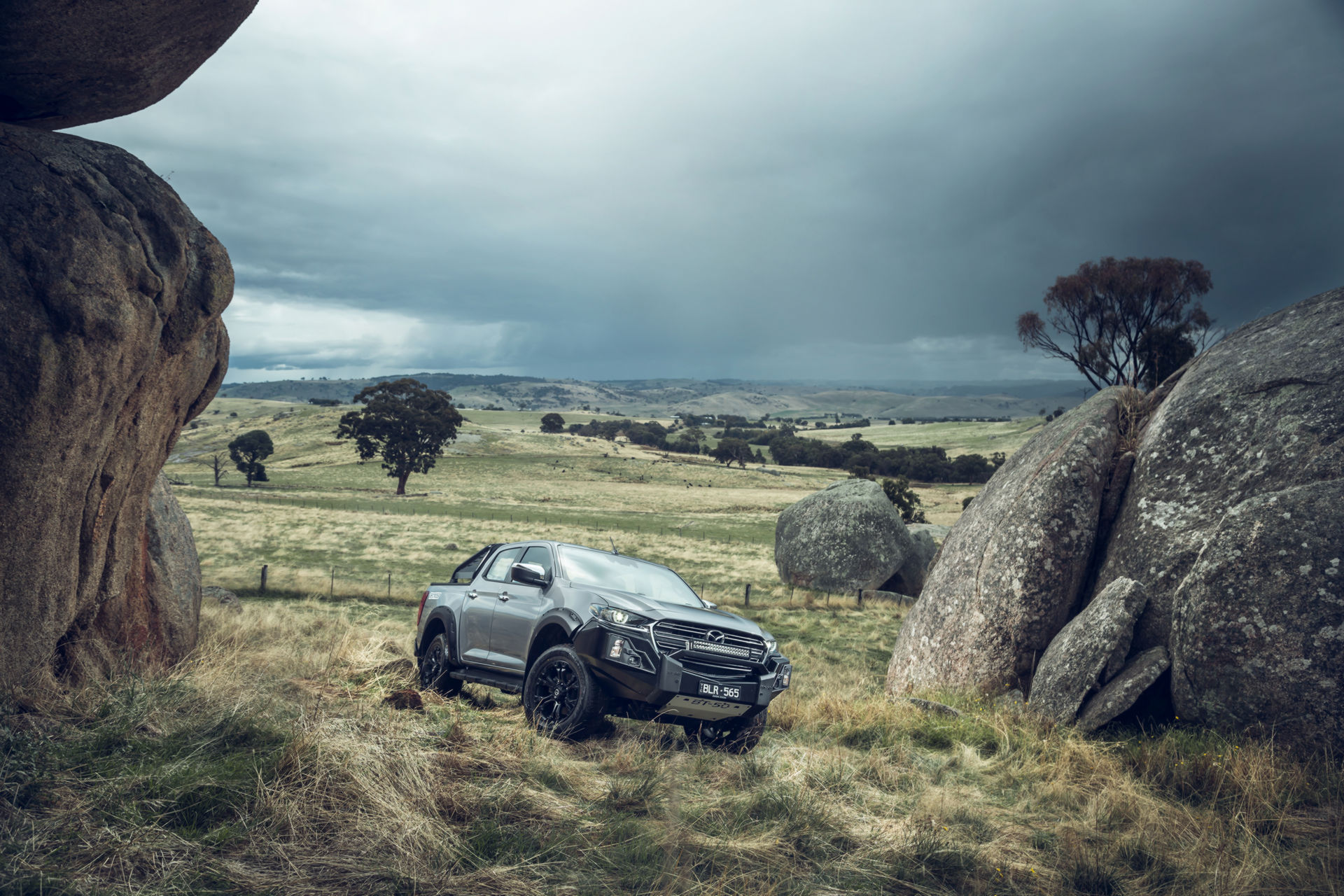 Download 2021 Mazda BT-50 Thunder - Front Three-Quarter HD Wallpaper 1920x1280 #22