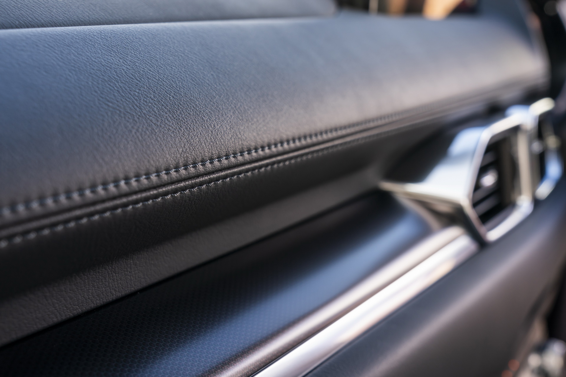 Download 2021 Mazda CX-5 Kuro Edition - Interior, Detail HD Wallpaper 1920x1280 #79