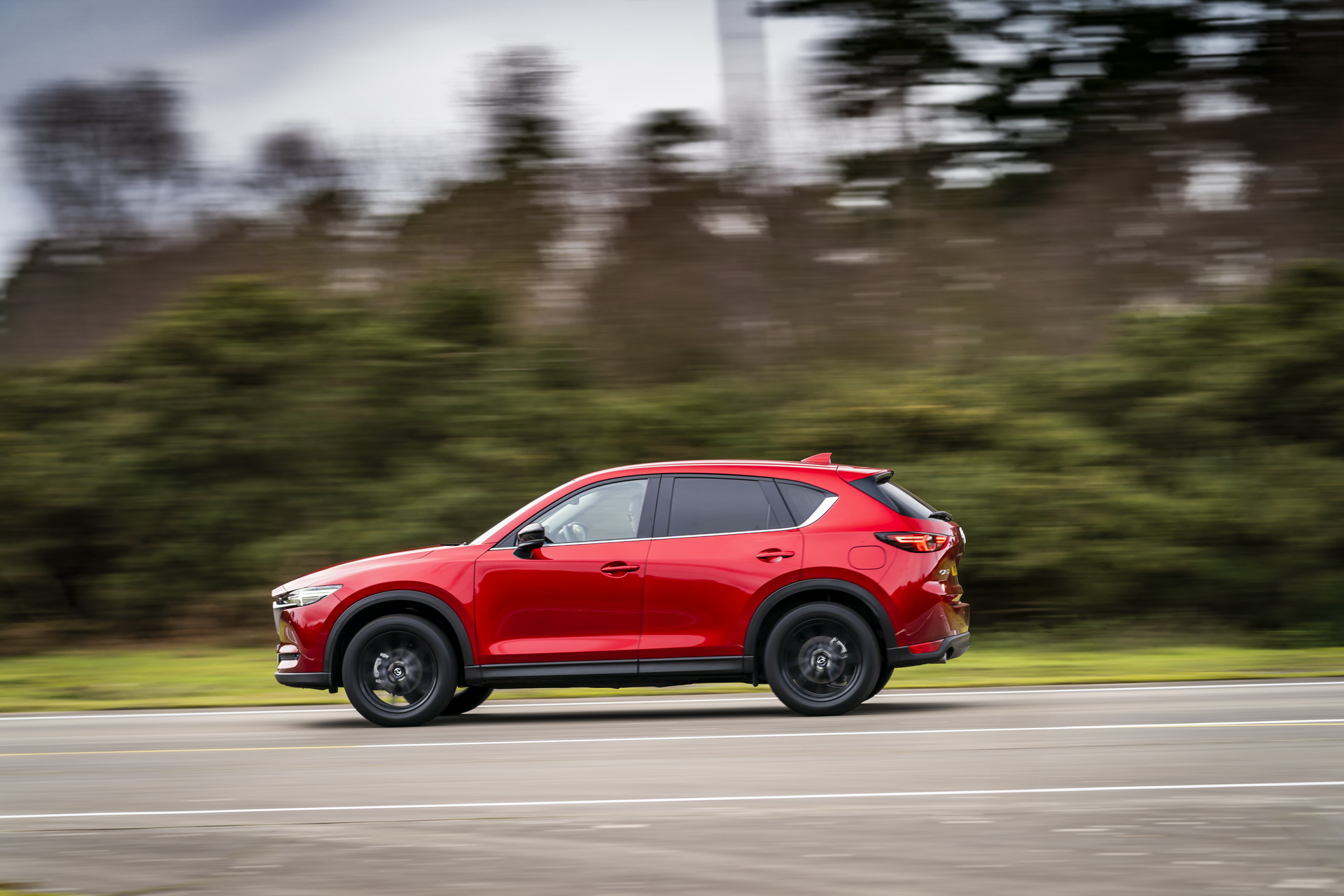 Download 2021 Mazda CX-5 Kuro Edition - Side HD Wallpaper 1920x1280 #36