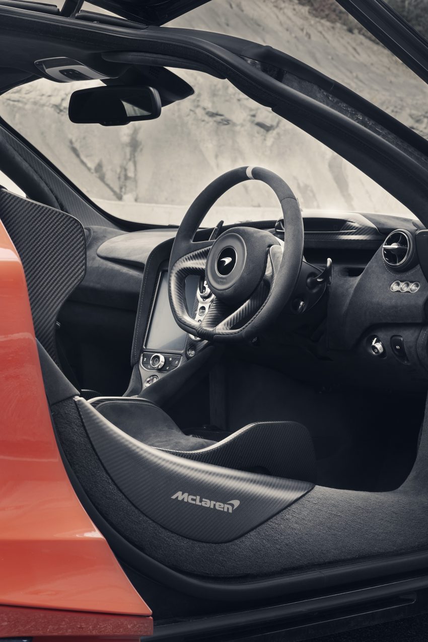 2021 McLaren 765LT - Interior Phone Wallpaper 850x1275 #21