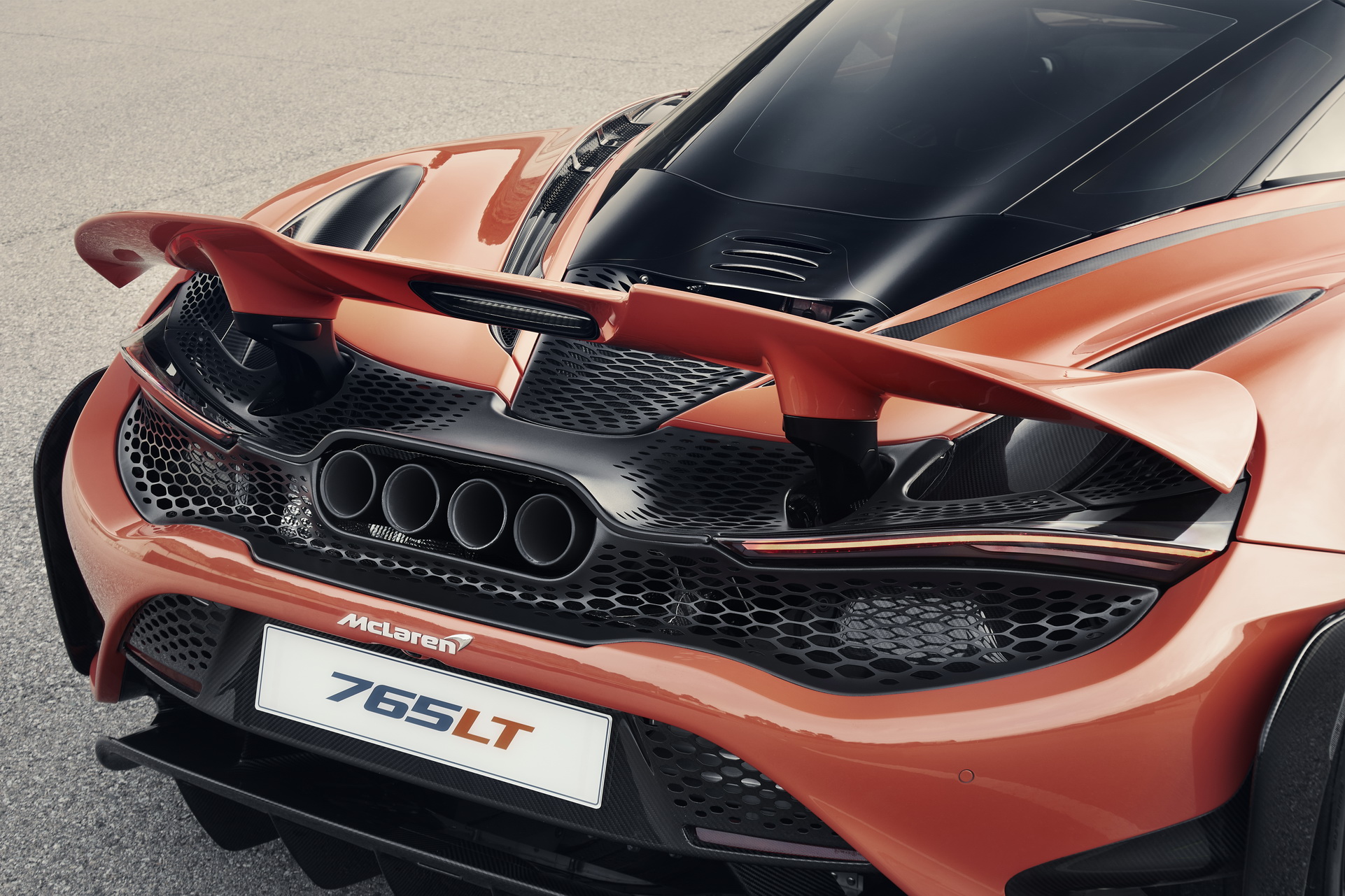 Download 2021 McLaren 765LT - Spoiler HD Wallpaper 1922x1281 #20