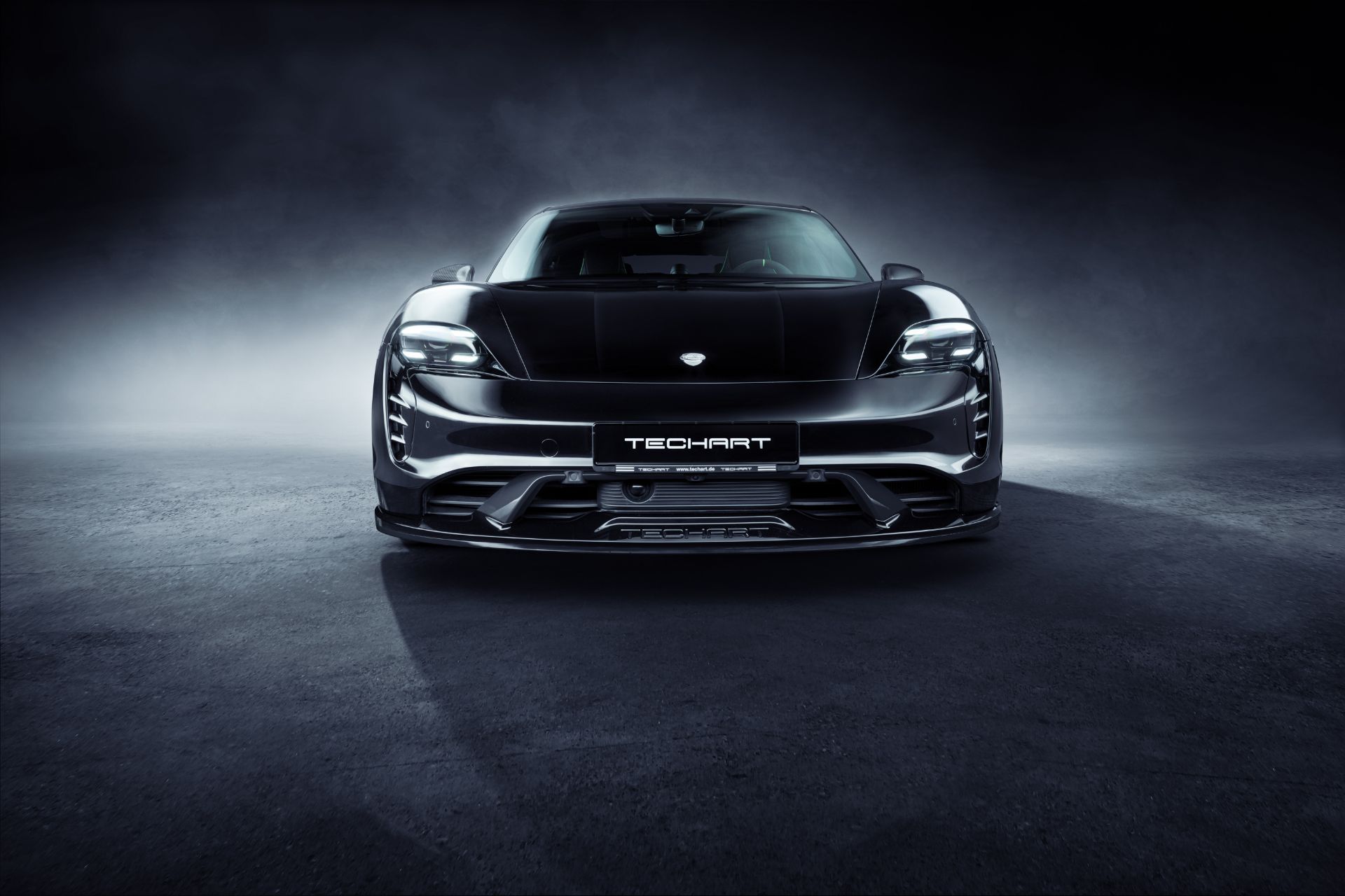 Download 2021 Porsche Taycan with TechArt aerokit - Front HD Wallpaper 1920x1280 #8