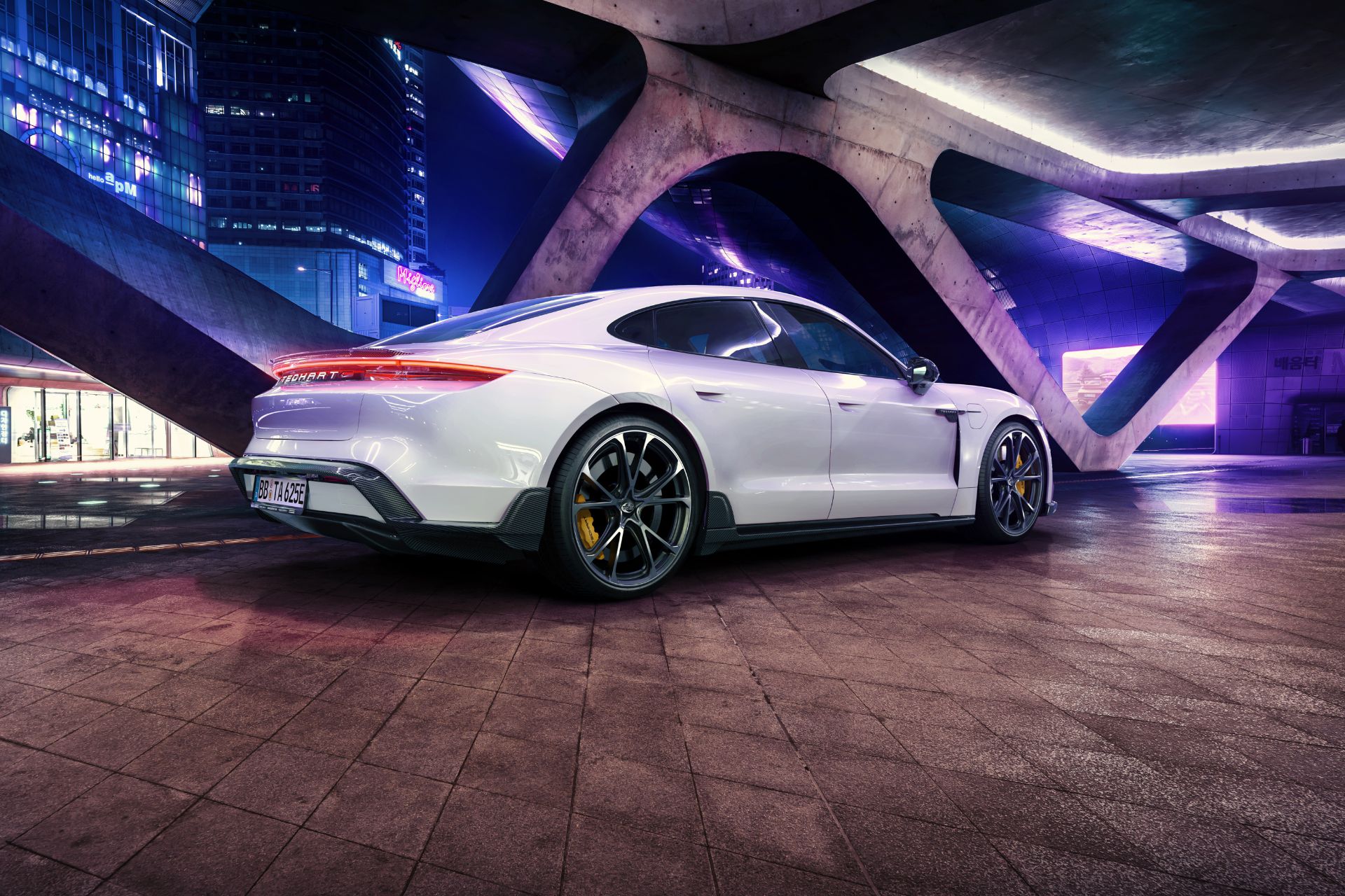 Download 2021 Porsche Taycan with TechArt aerokit - Rear Three-Quarter HD Wallpaper 1920x1280 #35