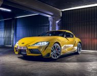 2021 Toyota GR Supra 2.0L Turbo - Front Three-Quarter Wallpaper 190x150