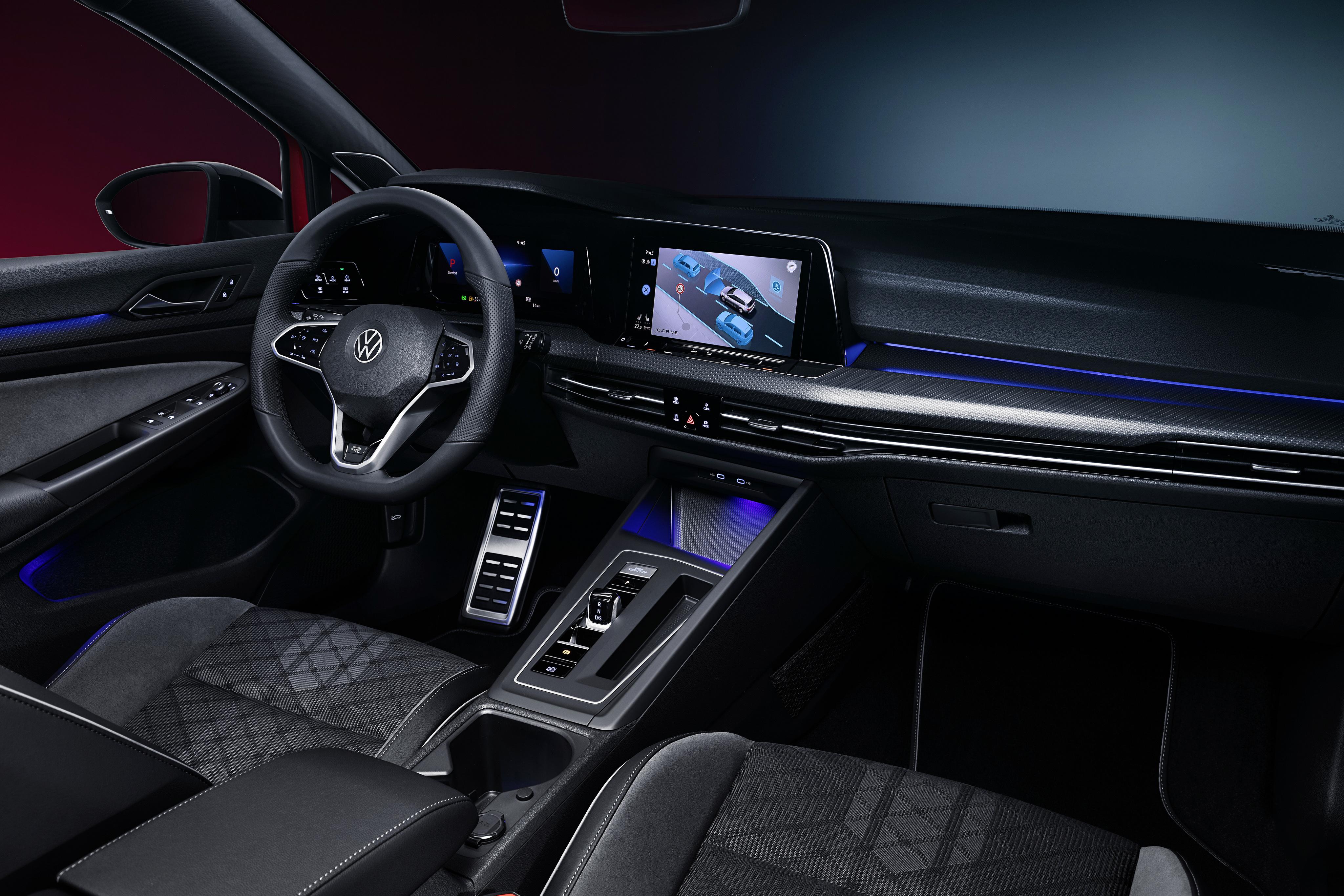 Download 2021 Volkswagen Golf Variant R-Line - Interior, Cockpit HD Wallpaper 4096x2731 #8