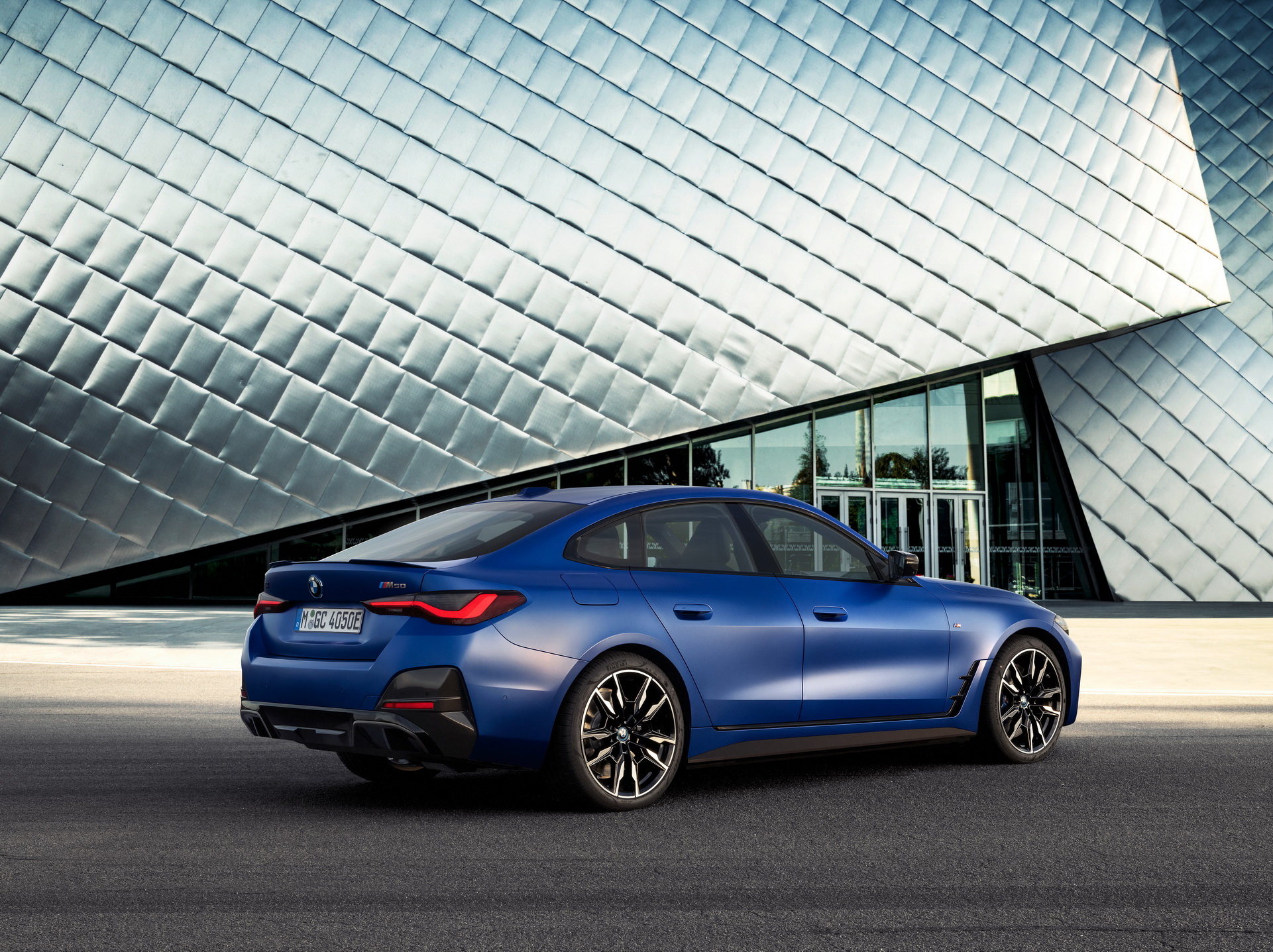 Download 2022 BMW i4 M50 - Rear Three-Quarter HD Wallpaper 1921x1437 #4