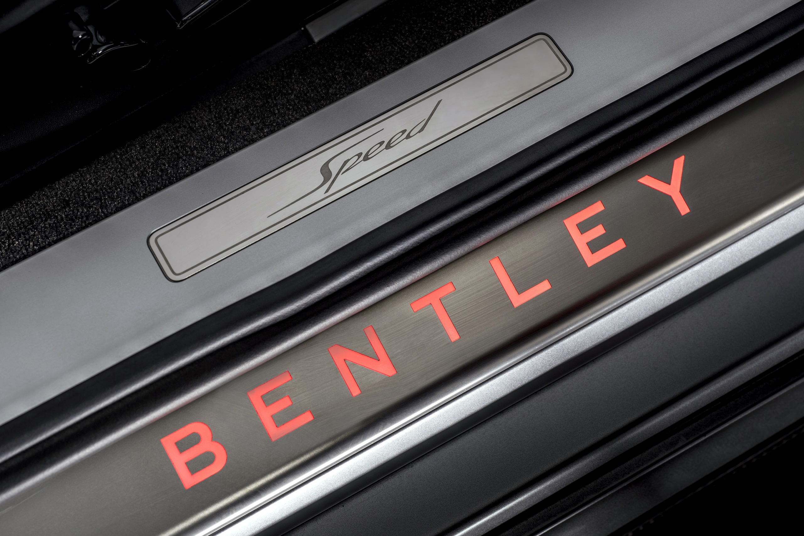 Download 2022 Bentley Continental GT Speed - Door Sill HD Wallpaper 2560x1706 #87