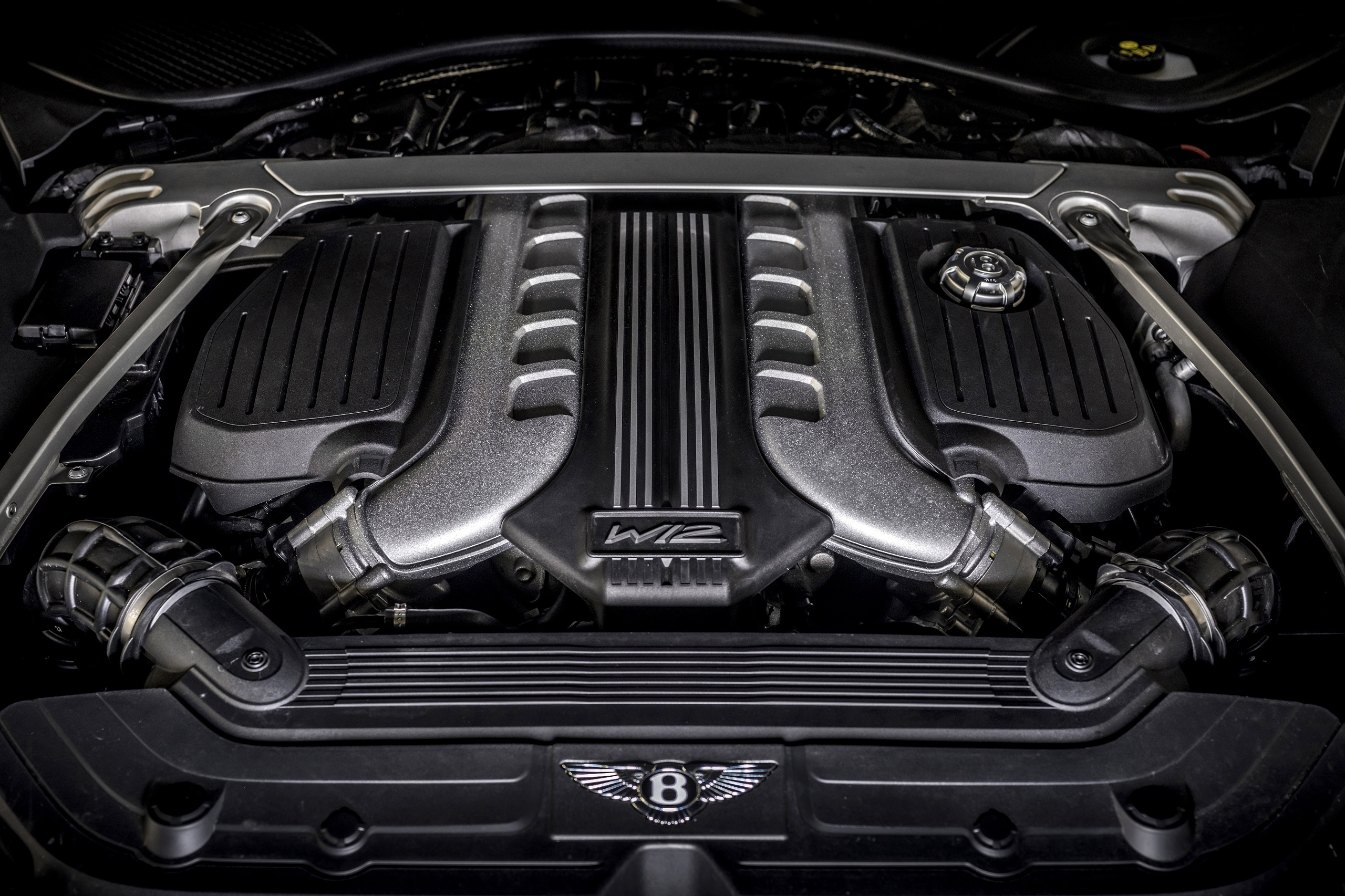 Download 2022 Bentley Continental GT Speed - Engine HD Wallpaper 2560x1706 #86