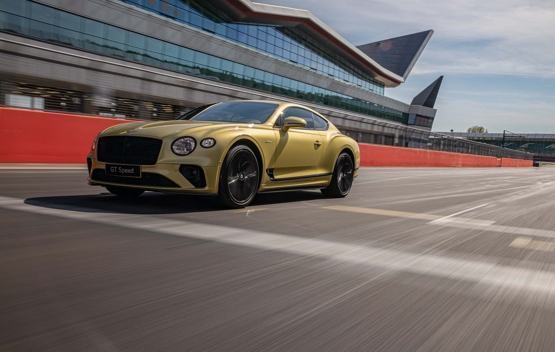 Download 2022 Bentley Continental GT Speed - Front Three-Quarter HD Wallpaper 1920x1220 #38