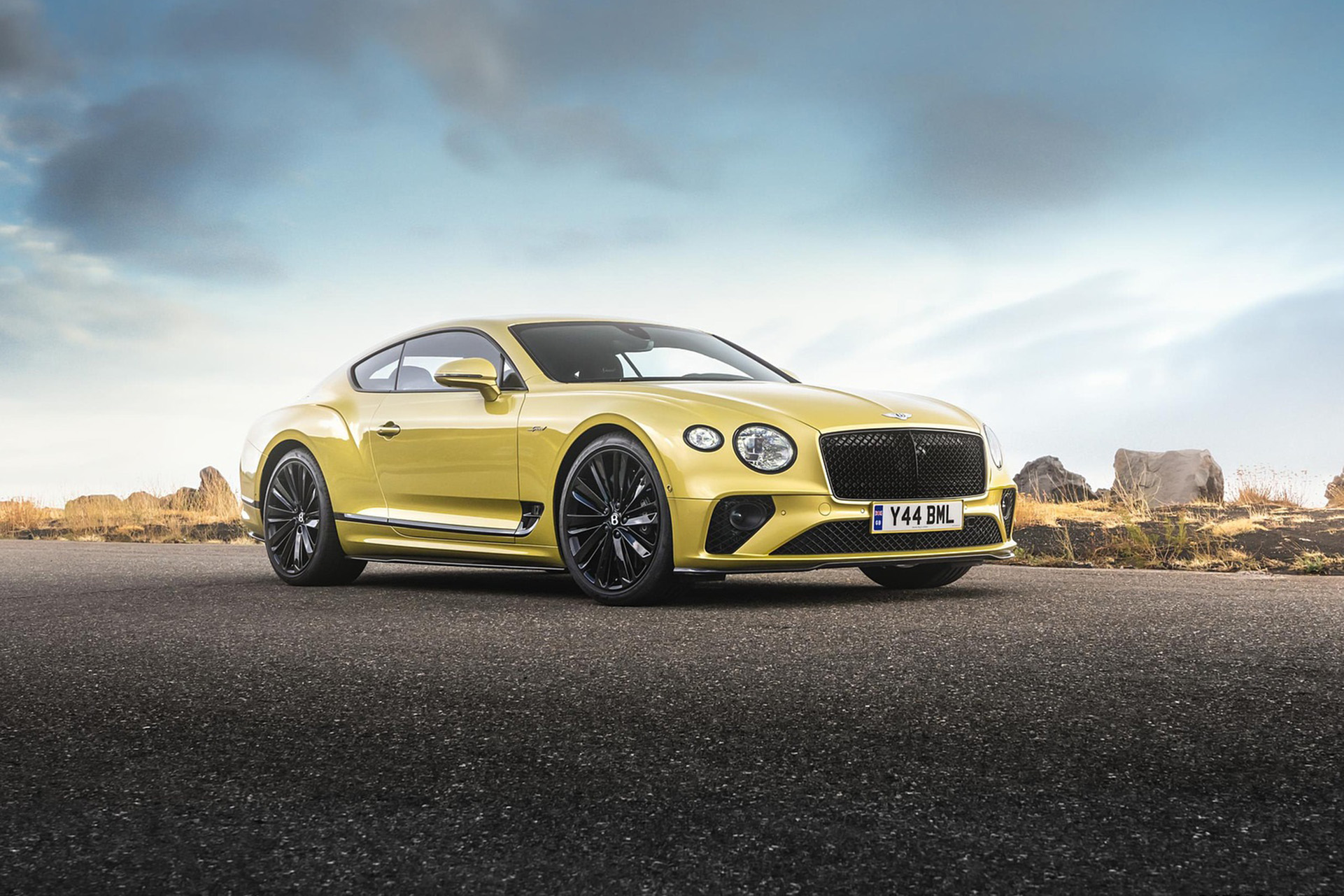 Download 2022 Bentley Continental GT Speed - Front Three-Quarter HD Wallpaper 1921x1281 #170