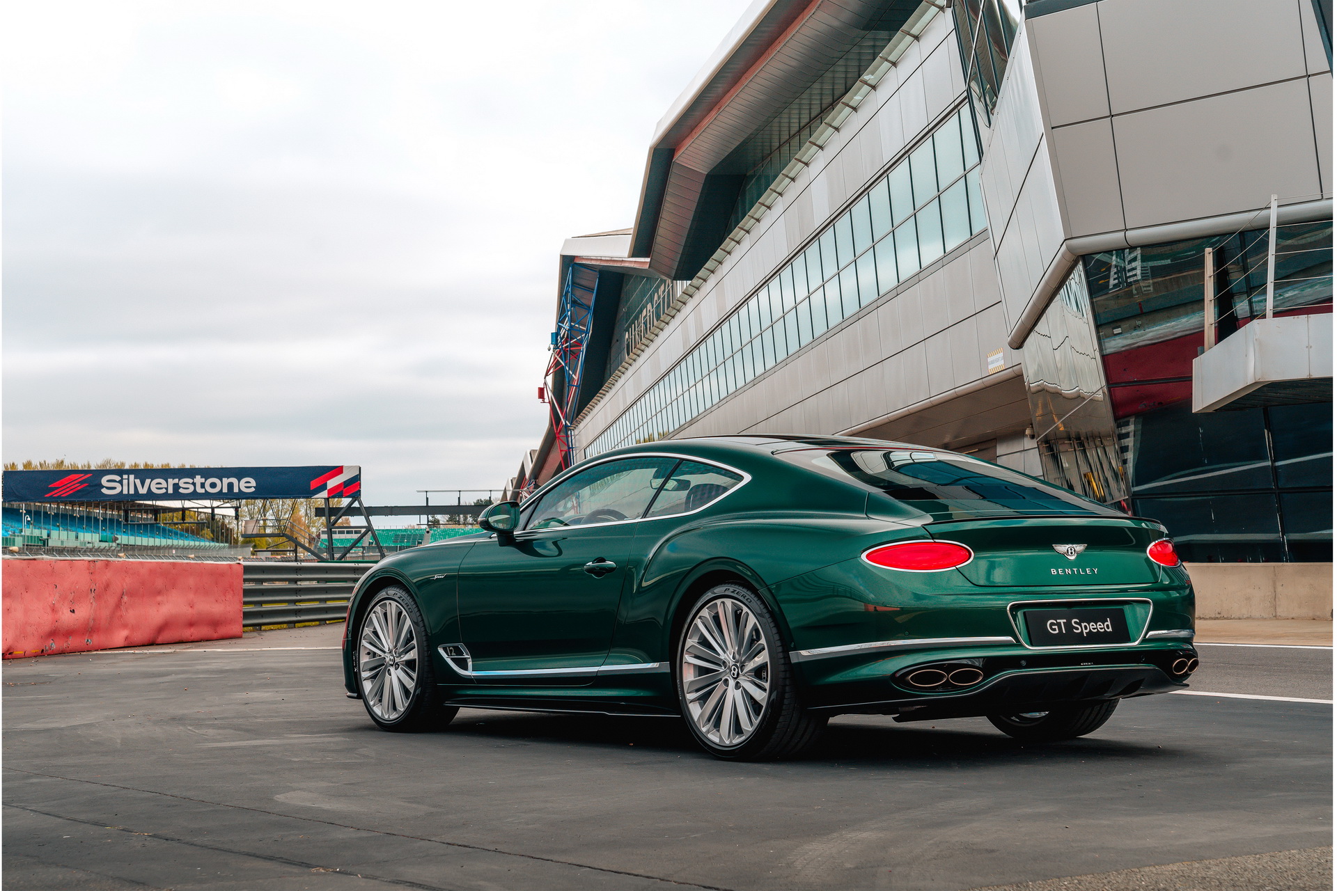 Download 2022 Bentley Continental GT Speed - Rear Three-Quarter HD Wallpaper 1920x1280 #25