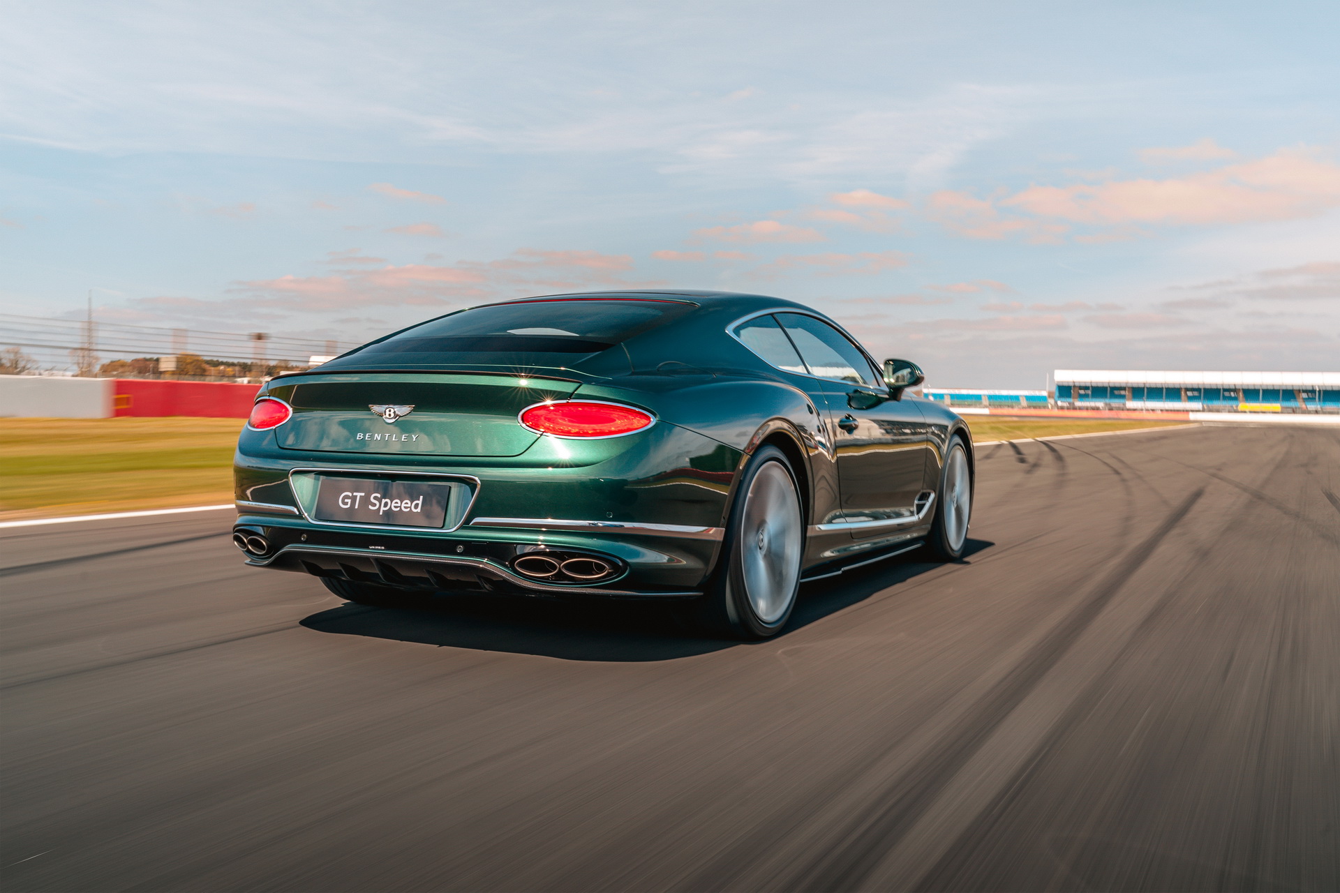 Download 2022 Bentley Continental GT Speed - Rear Three-Quarter HD Wallpaper 1920x1280 #20