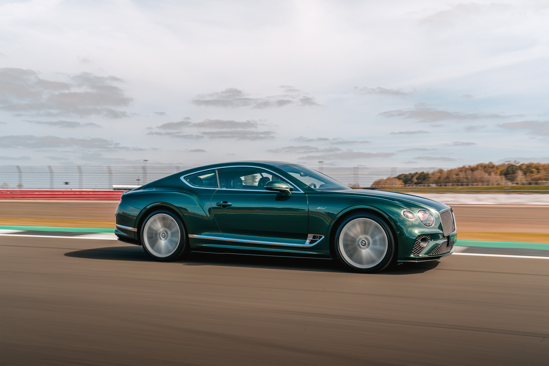 Download 2022 Bentley Continental GT Speed - Side HD Wallpaper 1920x1280 #21