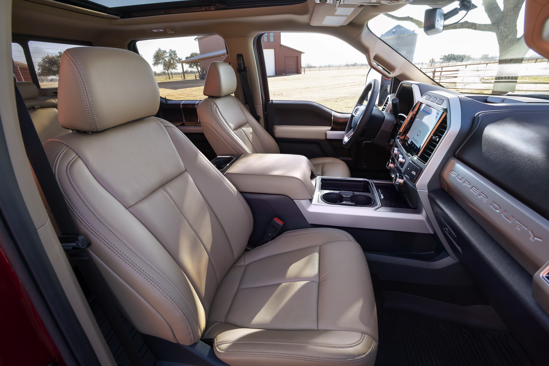 Download 2022 Ford Super Duty - Interior, Front Seats HD Wallpaper 1920x1281 #14