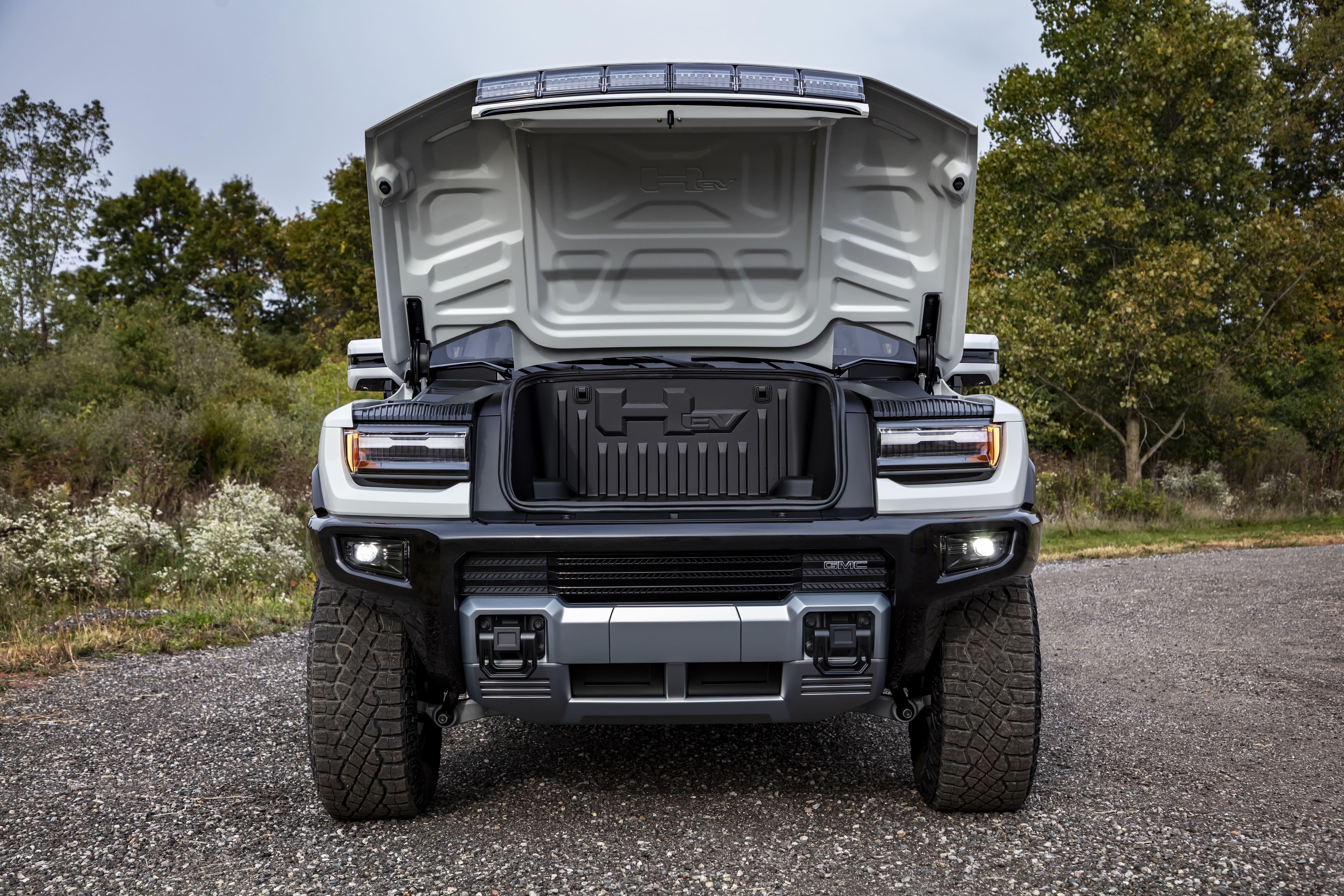 Download 2022 GMC Hummer EV Edition 1 - Front Bumper HD Wallpaper 5700x3800 #7