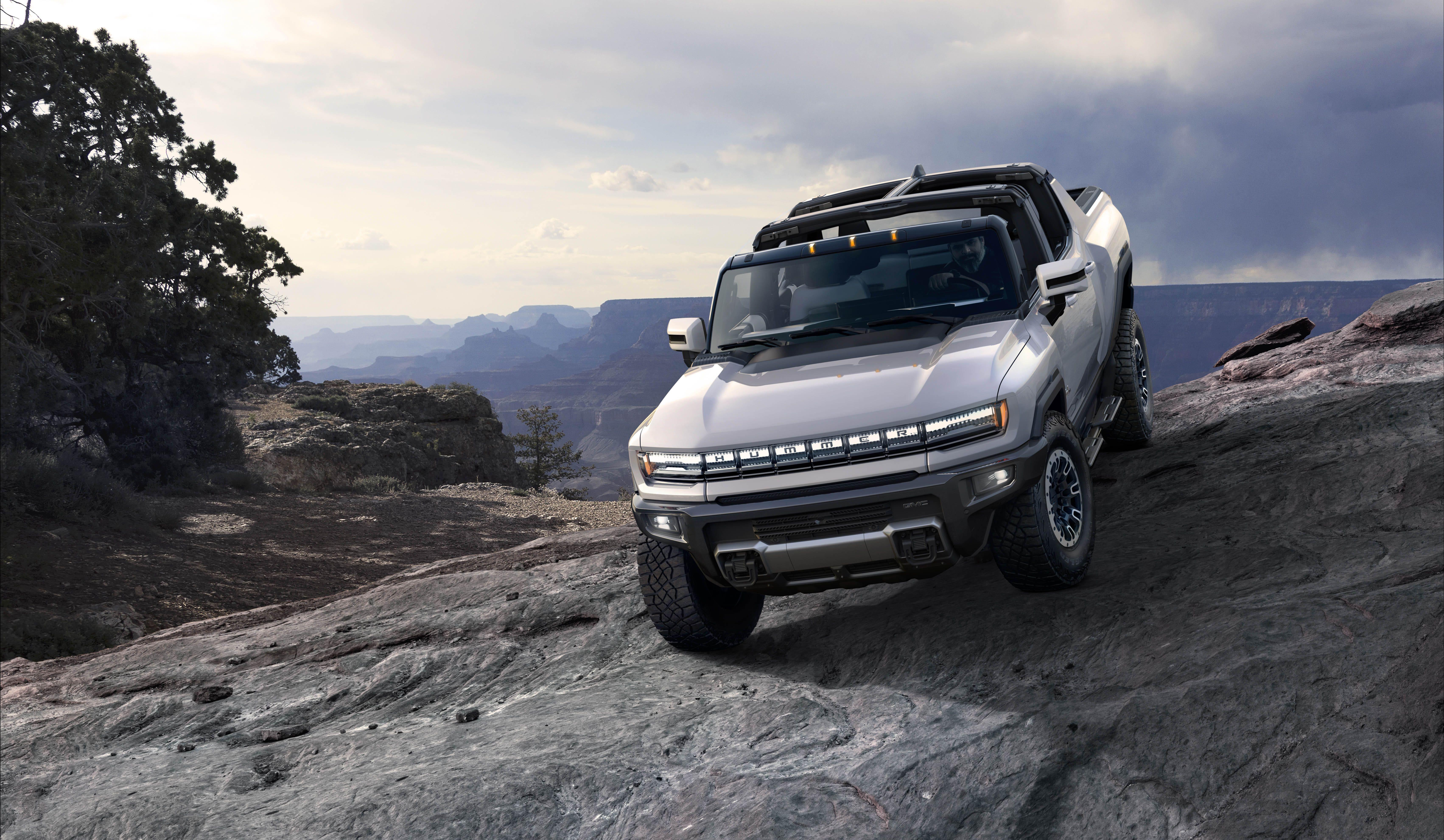 Download 2022 GMC Hummer EV Edition 1 - Front HD Wallpaper 6808x3962 #1