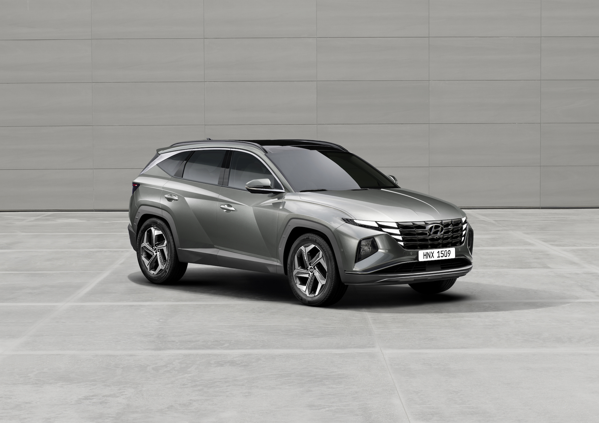 Download 2022 Hyundai Tucson - Front Three-Quarter HD Wallpaper 1920x1354 #60
